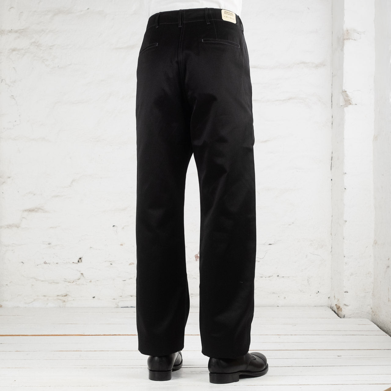 William Gibson Chino 1942 Model Black