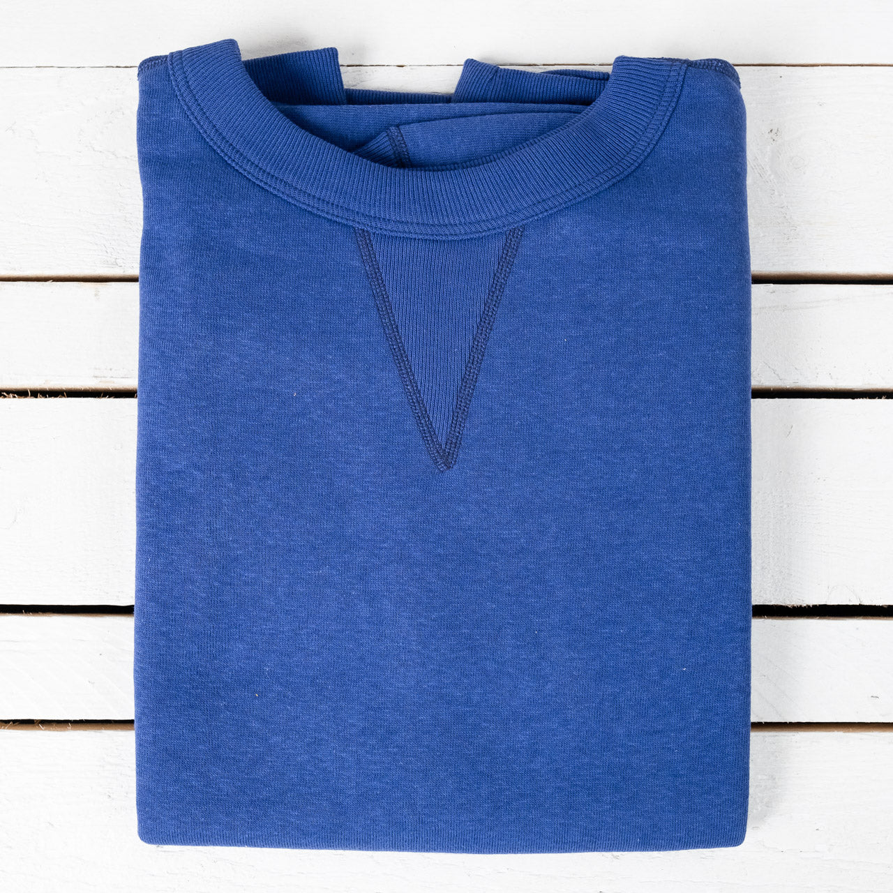 4 Needle Front V-Crew Neck Sweatshirt Blue