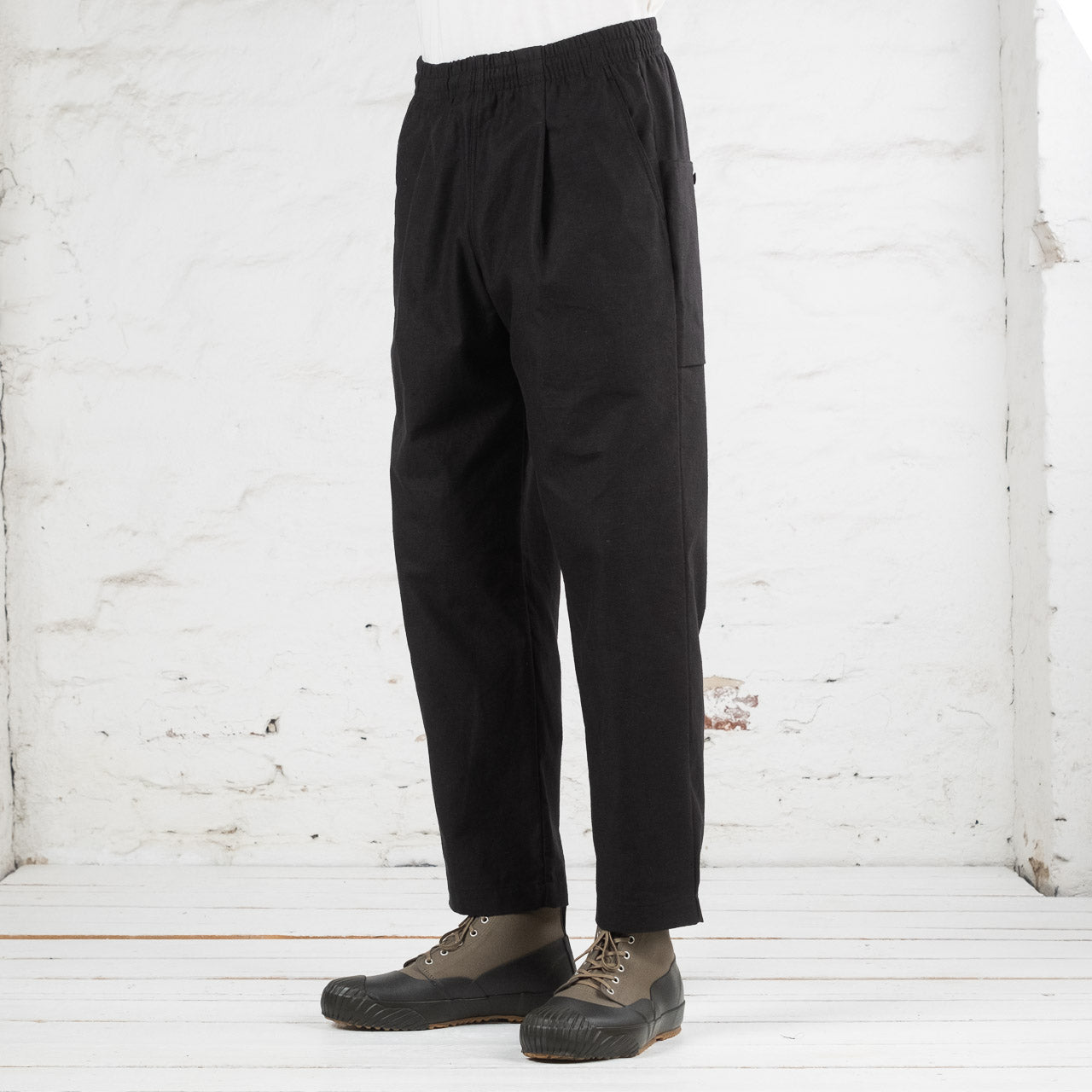 Back Nep Umps Pants Black