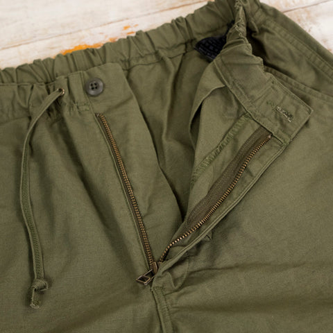 7022 New Yorker Shorts Army Green