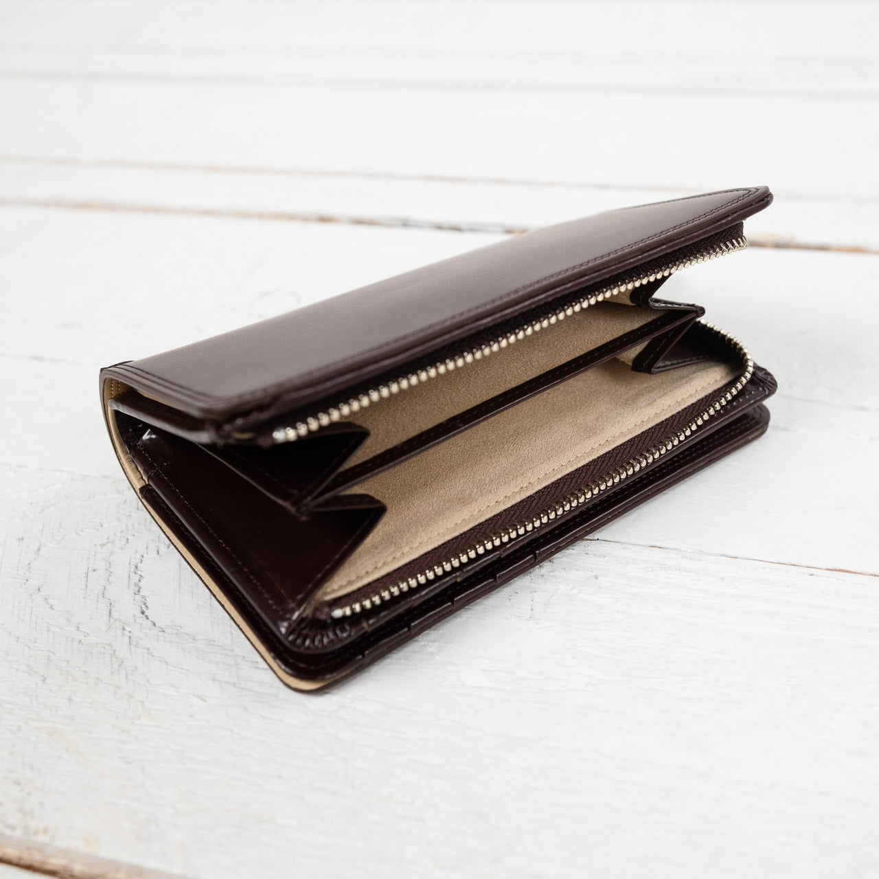 Counter Zip Wallet Brown