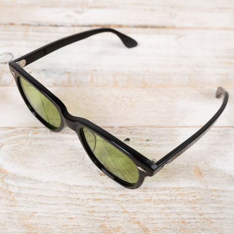 Geyser Sunglasses Black/Green