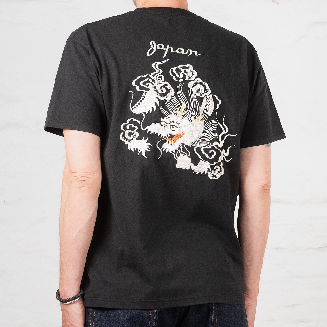 Suka T-Shirt Floating Dragon Schwarz