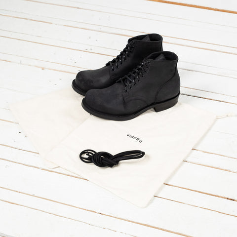 Service Boot 310 Waxy Commander Black