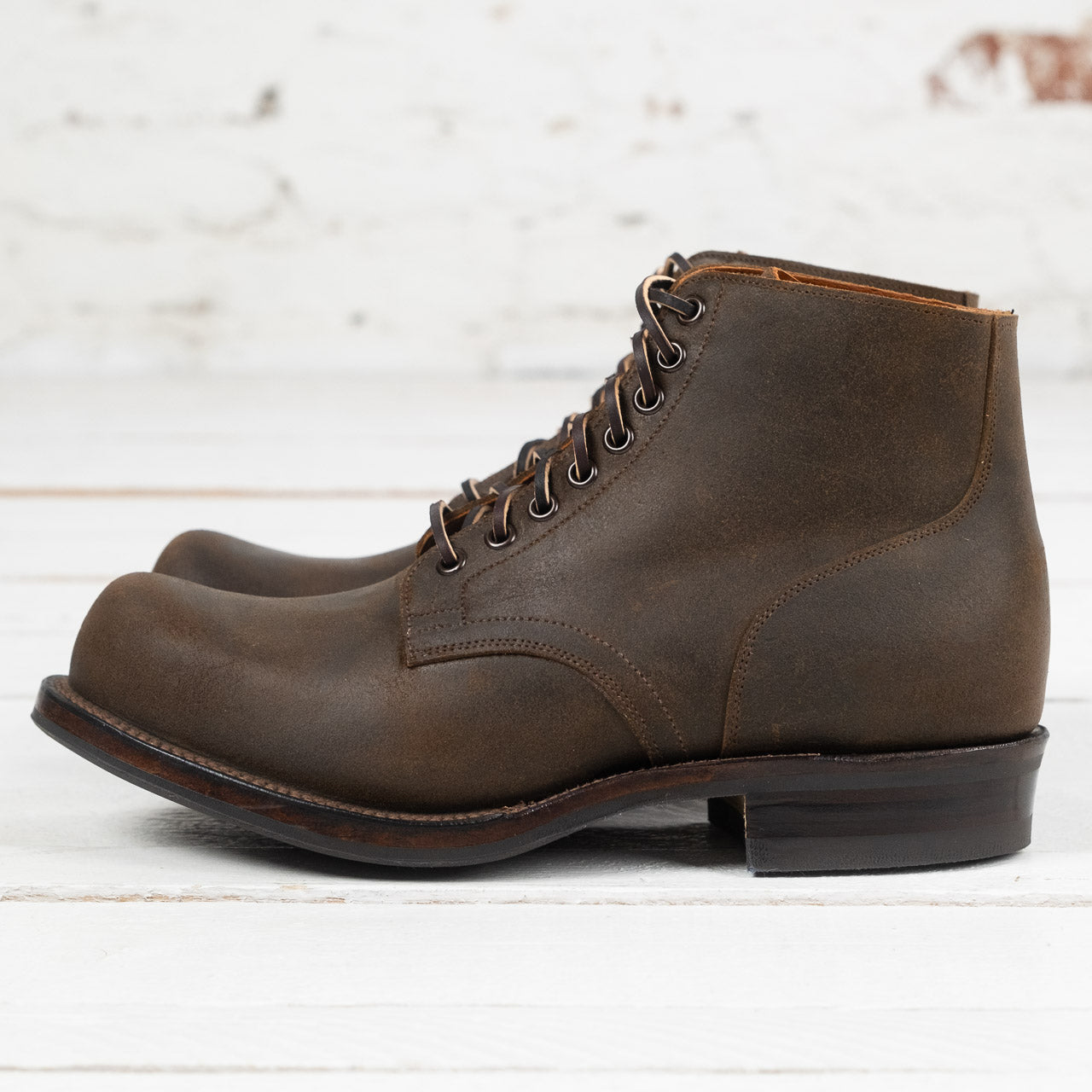 Service Boot 310 Waxy Commander Coyote