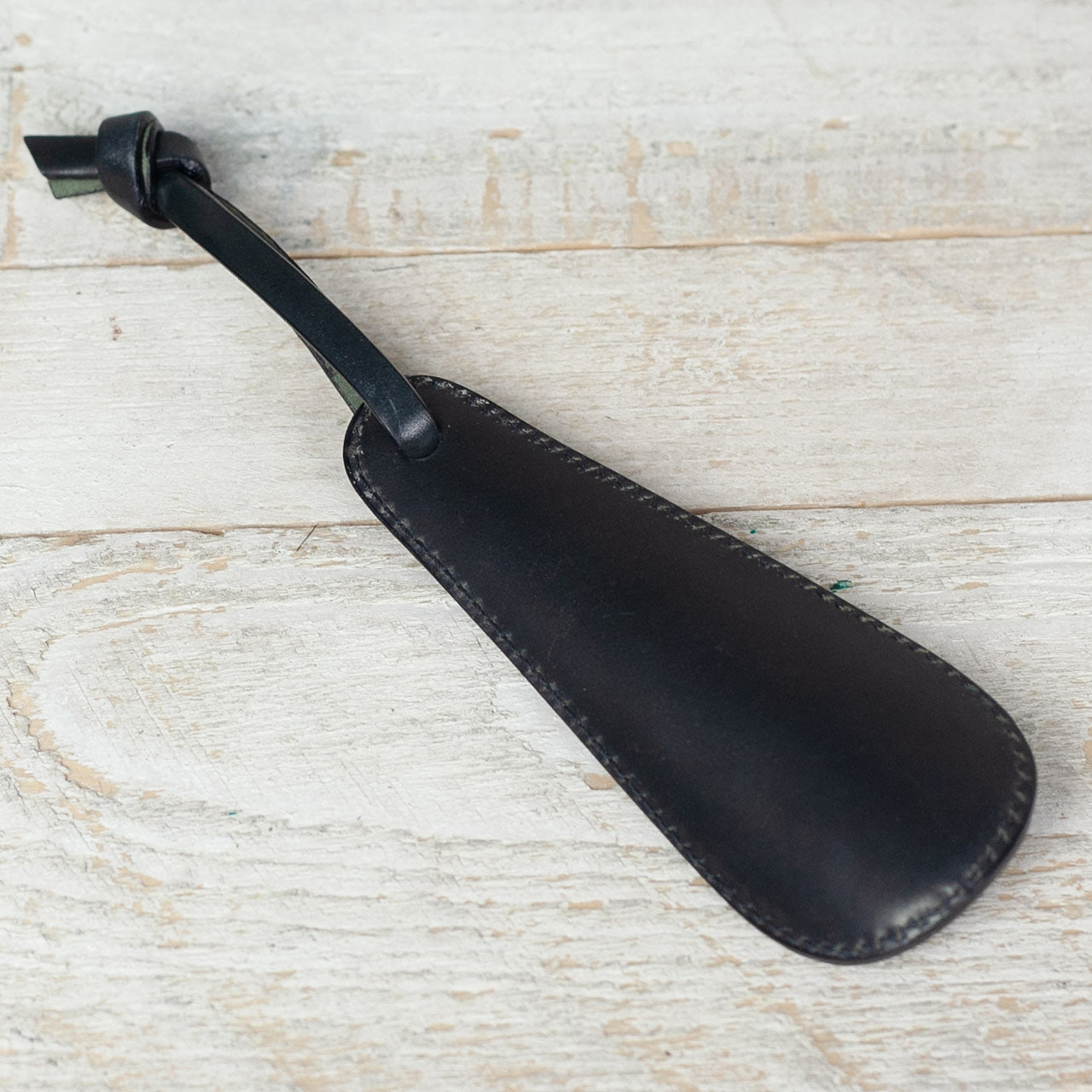 Covered Shoe Horn Black Shell Cordovan