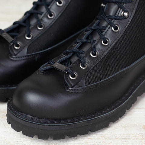 Danner Light Schwarz