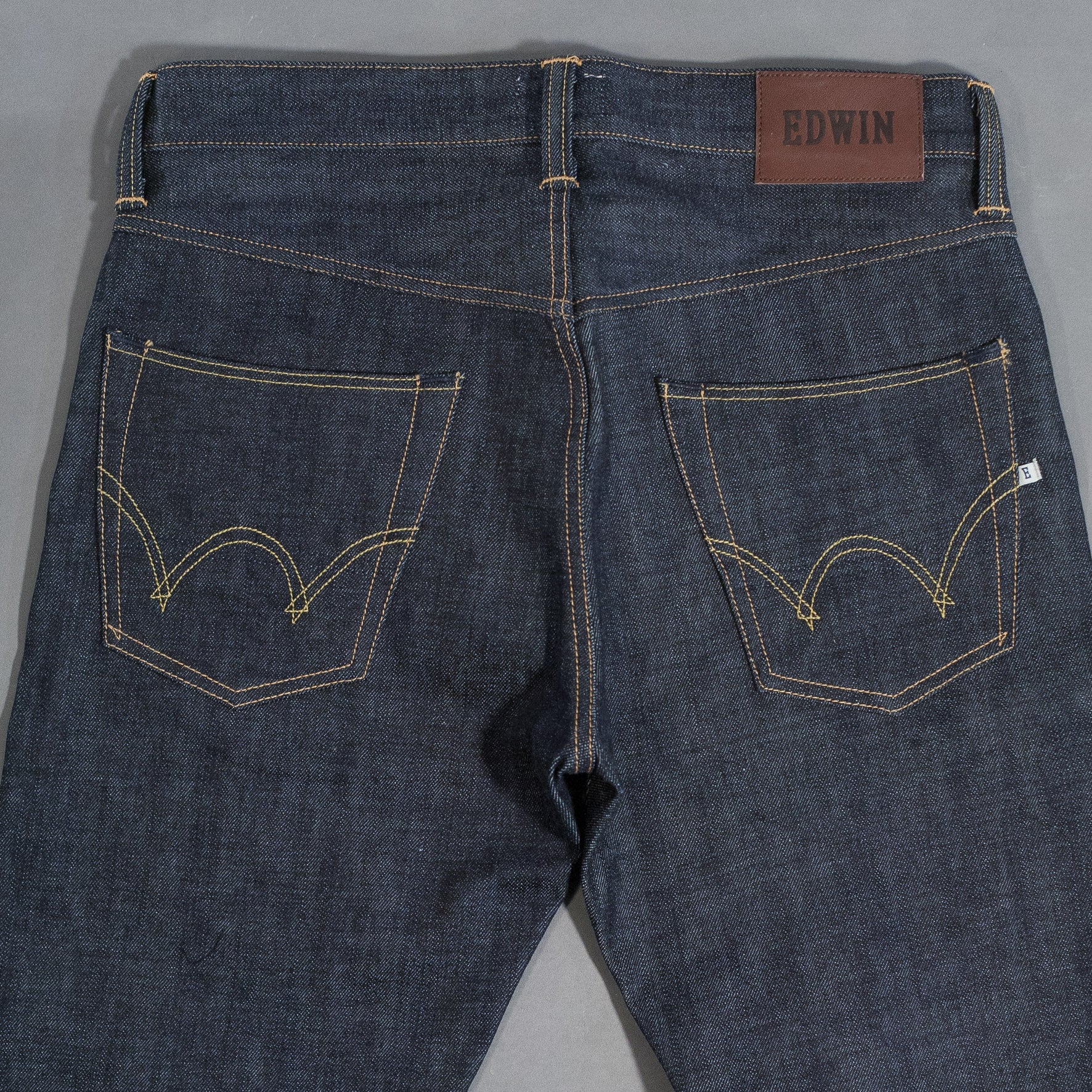 ED-47 Regular Straight Red Listed Selvedge