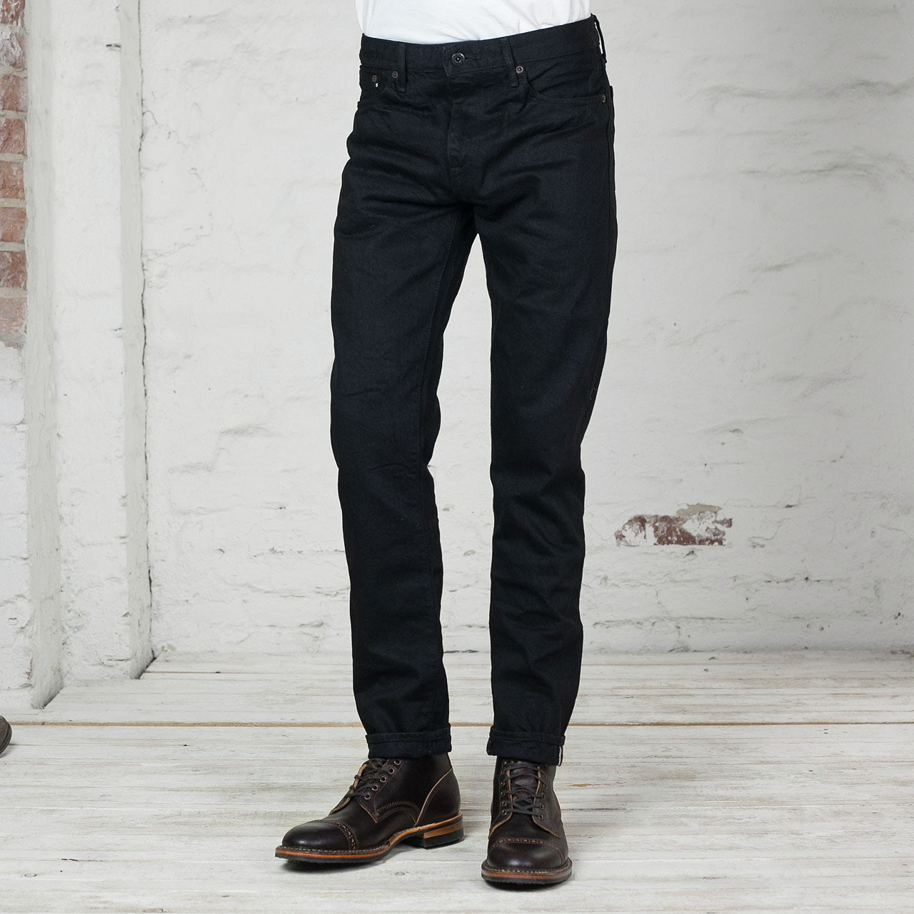 J316BK 14oz Circle Denim Black Straight