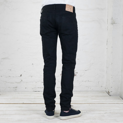 0306-B 15,7oz Black x Black Tight Tapered