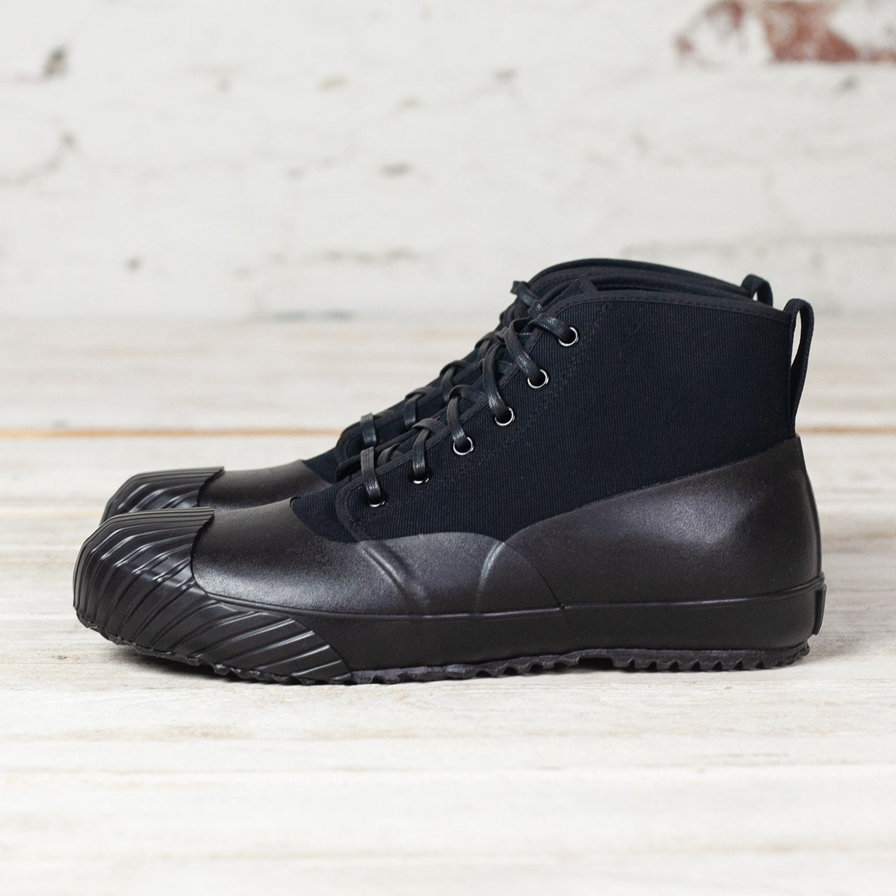 Canvas Sneaker "All Weather" Schwarz