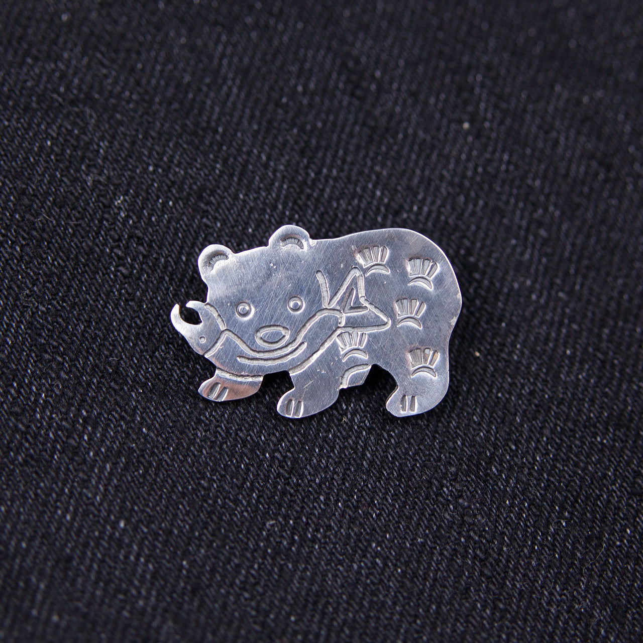 Pin "Bear" Silber