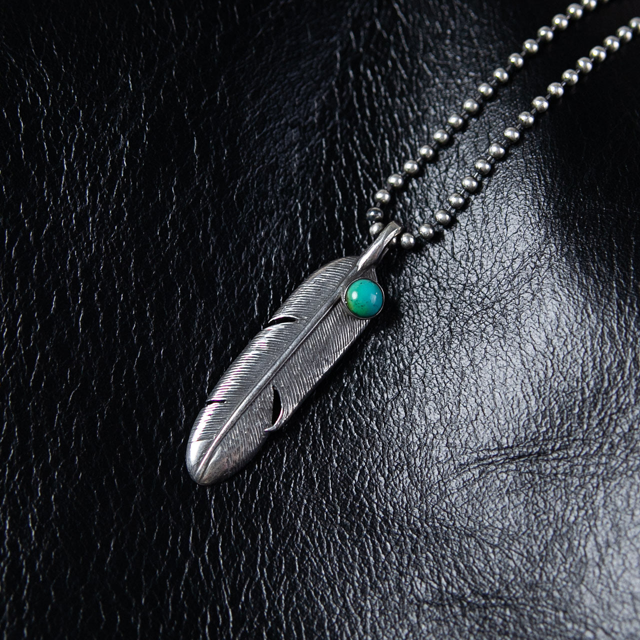 Crow Feather Anhänger Turquoise Silber