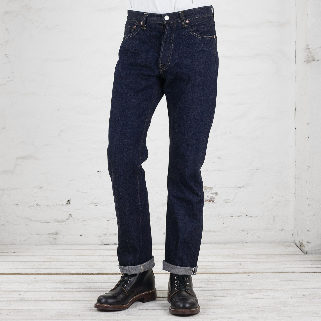 Lot 800XX Regular Straight Jeans